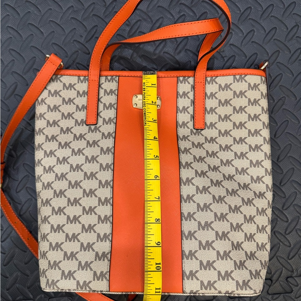 Michael Kors Signature Tote in Orange and Tan - Picture 3 of 7